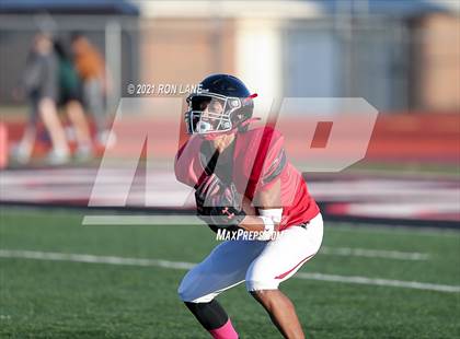 Thumbnail 1 in Edmond Memorial @ Mustang photogallery.