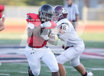 Thumbnail 1 in Edmond Memorial @ Mustang photogallery.
