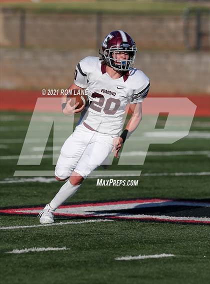 Thumbnail 1 in Edmond Memorial @ Mustang photogallery.
