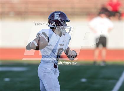 Thumbnail 1 in Edmond Memorial @ Mustang photogallery.