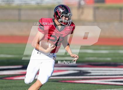 Thumbnail 1 in Edmond Memorial @ Mustang photogallery.