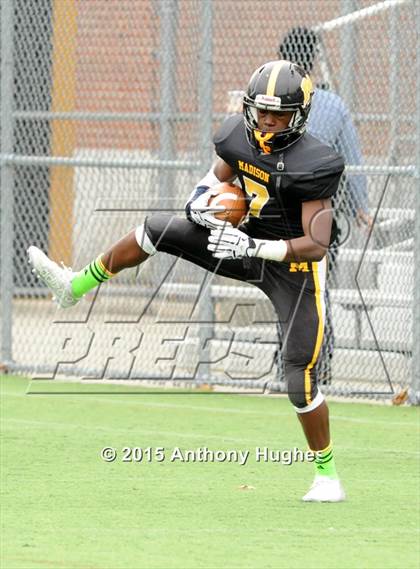 Thumbnail 3 in Roosevelt @ Madison (PSAL Bowl Quarter Finals) photogallery.