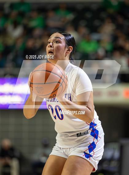 Thumbnail 3 in Portsmouth vs. Fairland (OSHAA DV State Semi Final) photogallery.