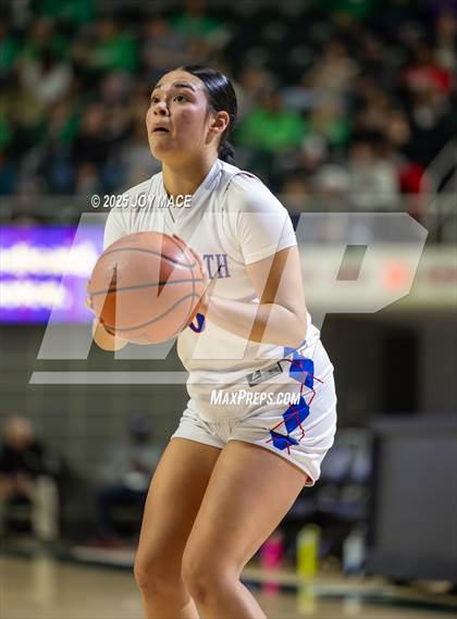 Thumbnail 2 in Portsmouth vs. Fairland (OSHAA DV State Semi Final) photogallery.