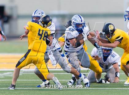 Thumbnail 2 in Olentangy Liberty @ North Allegheny (Western Pennsylvania Legends Football Classic) photogallery.