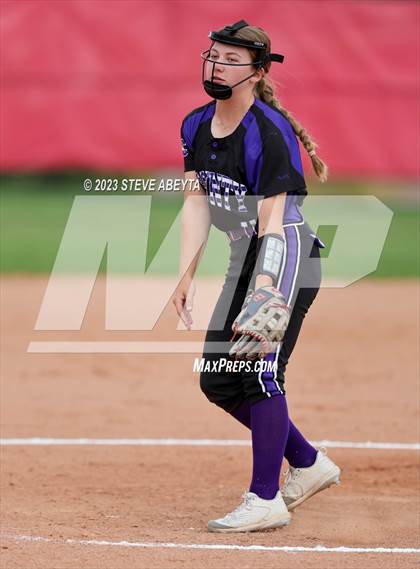 Thumbnail 1 in Douglas County @ Regis Jesuit photogallery.