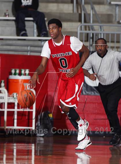 Thumbnail 3 in Prime Prep vs. Scotlandville (Thanksgiving Hoopfest) photogallery.