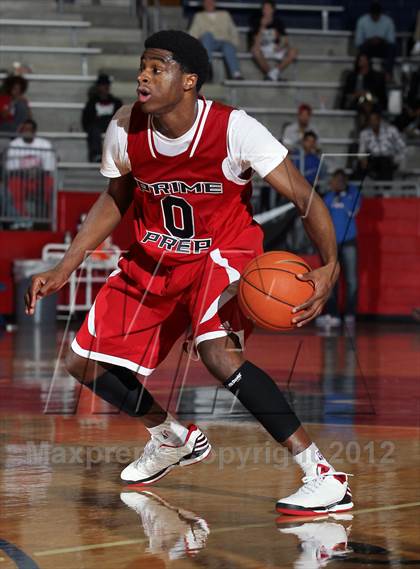 Thumbnail 2 in Prime Prep vs. Scotlandville (Thanksgiving Hoopfest) photogallery.