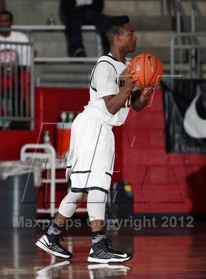 Thumbnail 1 in Prime Prep vs. Scotlandville (Thanksgiving Hoopfest) photogallery.
