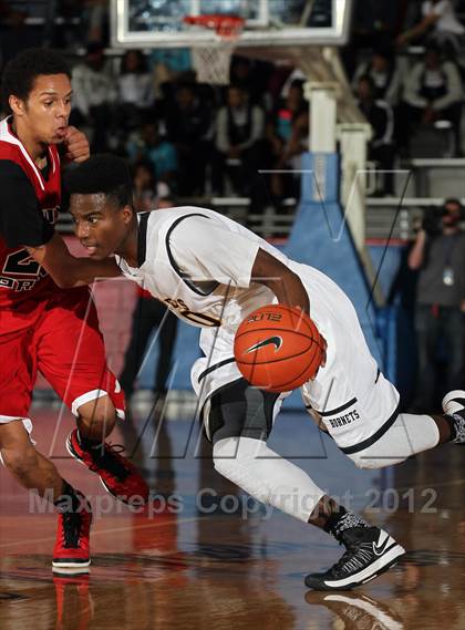Thumbnail 2 in Prime Prep vs. Scotlandville (Thanksgiving Hoopfest) photogallery.