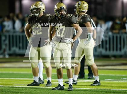 Thumbnail 3 in Irvine vs St. Francis (CIF SS Round 1 D4 Playoff) photogallery.