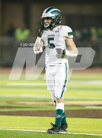 Thumbnail 2 in Irvine vs St. Francis (CIF SS Round 1 D4 Playoff) photogallery.