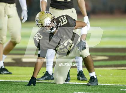 Thumbnail 2 in Irvine vs St. Francis (CIF SS Round 1 D4 Playoff) photogallery.