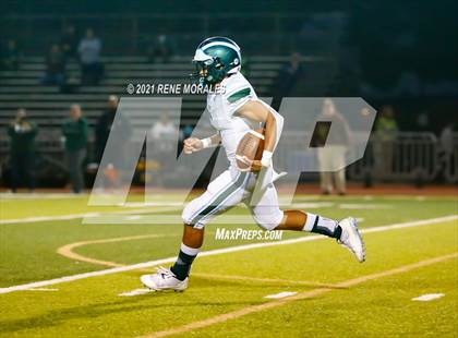 Thumbnail 1 in Irvine vs St. Francis (CIF SS Round 1 D4 Playoff) photogallery.