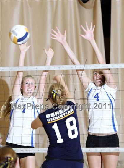 Thumbnail 1 in Clayton Valley @ Berean Christian photogallery.