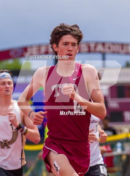 Thumbnail 2 in CHSAA State Track Championships (1600m Finals) photogallery.
