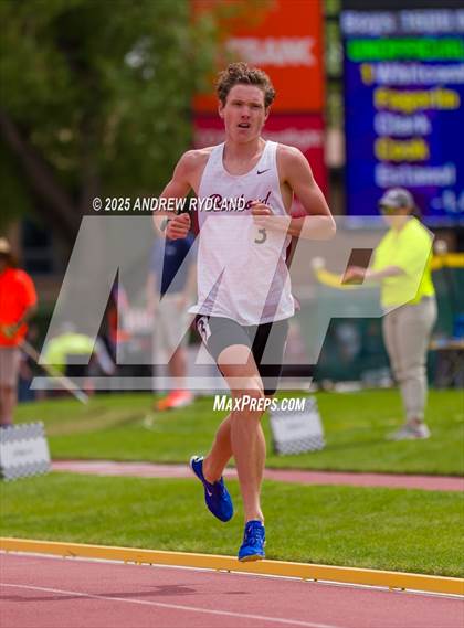 Thumbnail 2 in CHSAA State Track Championships (1600m Finals) photogallery.