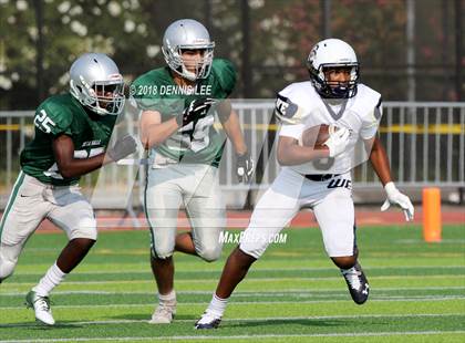 Thumbnail 3 in JV: Central Catholic @ De La Salle photogallery.