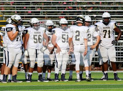 Thumbnail 1 in JV: Central Catholic @ De La Salle photogallery.