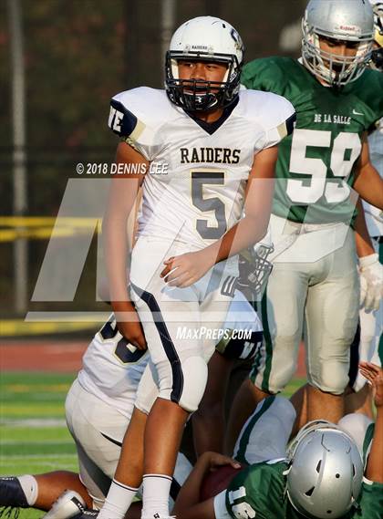 Thumbnail 3 in JV: Central Catholic @ De La Salle photogallery.