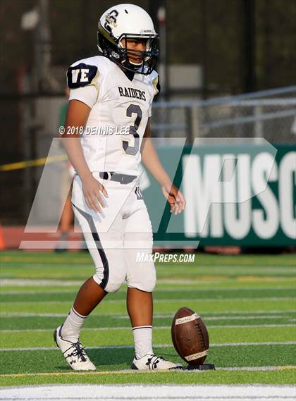 Thumbnail 3 in JV: Central Catholic @ De La Salle photogallery.