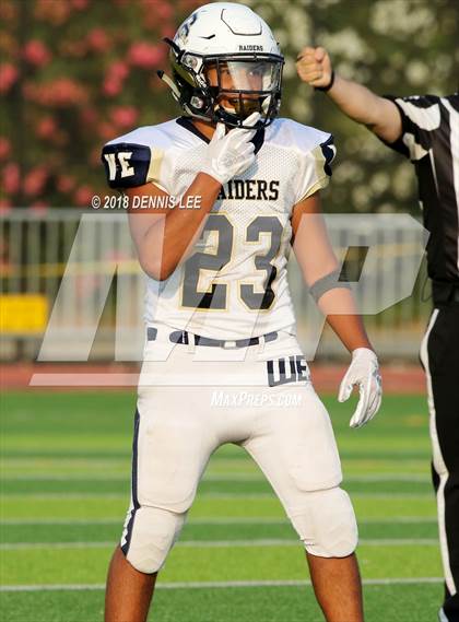 Thumbnail 2 in JV: Central Catholic @ De La Salle photogallery.