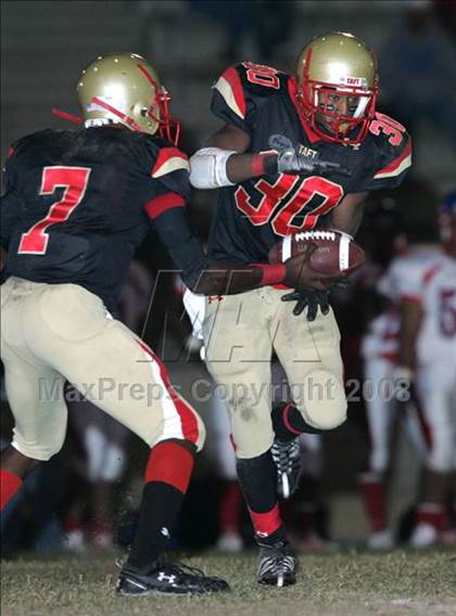 Thumbnail 3 in Serra @ Taft photogallery.