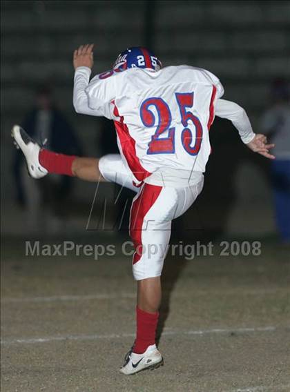 Thumbnail 2 in Serra @ Taft photogallery.