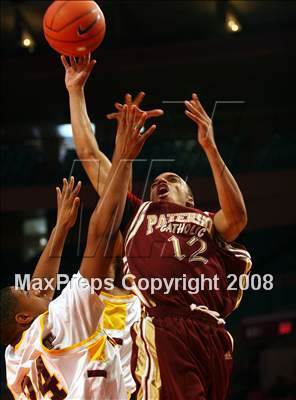 Thumbnail 1 in Mt. Vernon vs. Paterson Catholic (Nike Super 6 @ the Garden) photogallery.