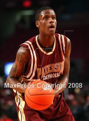 Thumbnail 1 in Mt. Vernon vs. Paterson Catholic (Nike Super 6 @ the Garden) photogallery.