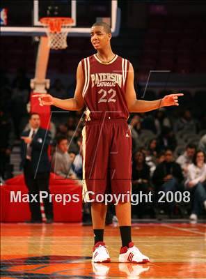 Thumbnail 3 in Mt. Vernon vs. Paterson Catholic (Nike Super 6 @ the Garden) photogallery.