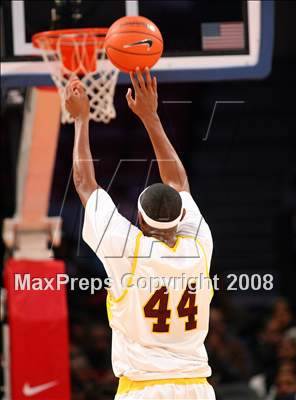 Thumbnail 1 in Mt. Vernon vs. Paterson Catholic (Nike Super 6 @ the Garden) photogallery.