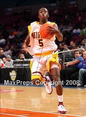 Thumbnail 1 in Mt. Vernon vs. Paterson Catholic (Nike Super 6 @ the Garden) photogallery.