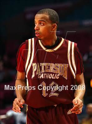 Thumbnail 3 in Mt. Vernon vs. Paterson Catholic (Nike Super 6 @ the Garden) photogallery.