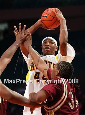 Thumbnail 1 in Mt. Vernon vs. Paterson Catholic (Nike Super 6 @ the Garden) photogallery.