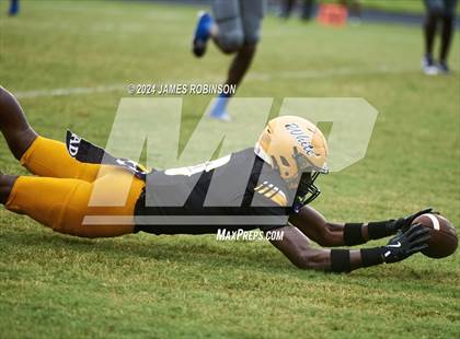 Thumbnail 3 in Trinity Christian @ ED White photogallery.