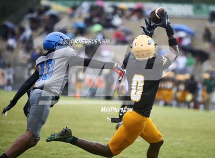 Thumbnail 3 in Trinity Christian @ ED White photogallery.