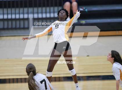 Thumbnail 1 in McKinney North @ Plano East photogallery.