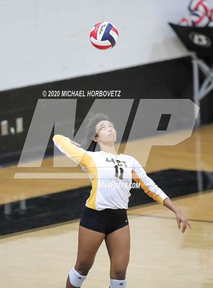 Thumbnail 1 in McKinney North @ Plano East photogallery.