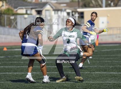 Thumbnail 2 in Inglewood @ El Segundo photogallery.
