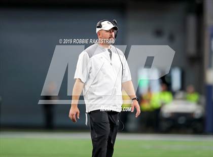 Thumbnail 2 in Cedar Hill vs. Guyer (UIL 6A Division 2 Region 1 Area Playoff) photogallery.