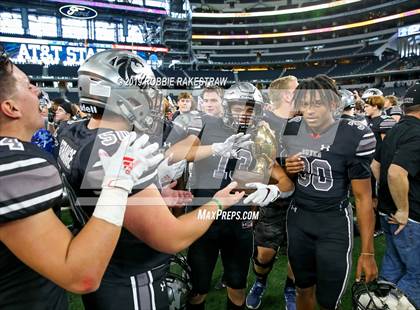 Thumbnail 1 in Cedar Hill vs. Guyer (UIL 6A Division 2 Region 1 Area Playoff) photogallery.