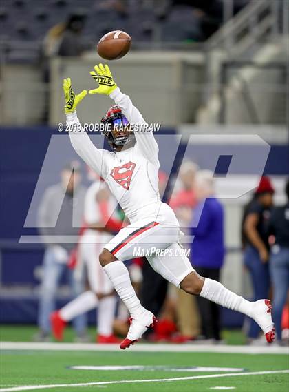 Thumbnail 1 in Cedar Hill vs. Guyer (UIL 6A Division 2 Region 1 Area Playoff) photogallery.