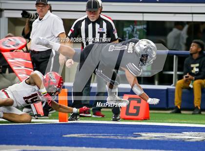 Thumbnail 1 in Cedar Hill vs. Guyer (UIL 6A Division 2 Region 1 Area Playoff) photogallery.