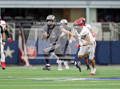 Thumbnail 1 in Cedar Hill vs. Guyer (UIL 6A Division 2 Region 1 Area Playoff) photogallery.