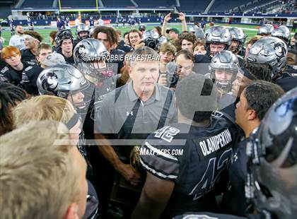 Thumbnail 3 in Cedar Hill vs. Guyer (UIL 6A Division 2 Region 1 Area Playoff) photogallery.