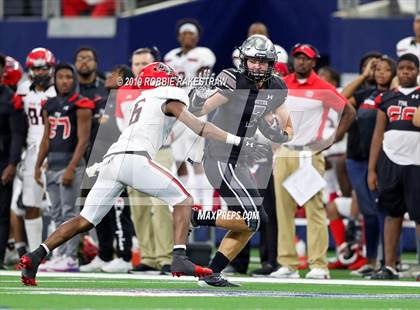 Thumbnail 3 in Cedar Hill vs. Guyer (UIL 6A Division 2 Region 1 Area Playoff) photogallery.