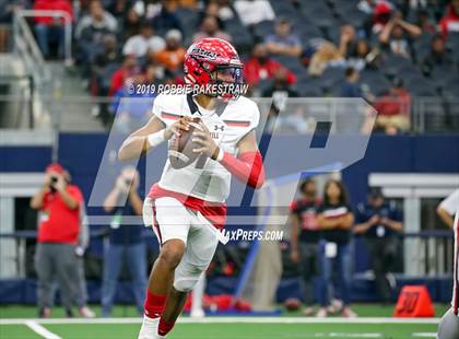 Thumbnail 3 in Cedar Hill vs. Guyer (UIL 6A Division 2 Region 1 Area Playoff) photogallery.