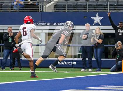 Thumbnail 2 in Cedar Hill vs. Guyer (UIL 6A Division 2 Region 1 Area Playoff) photogallery.