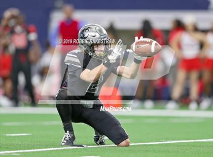 Thumbnail 3 in Cedar Hill vs. Guyer (UIL 6A Division 2 Region 1 Area Playoff) photogallery.